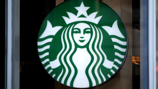 Starbucks’ta Panik: Satışlar Küresel Ölçekte Düştü, Yeni CEO Zor Bir Sınavda