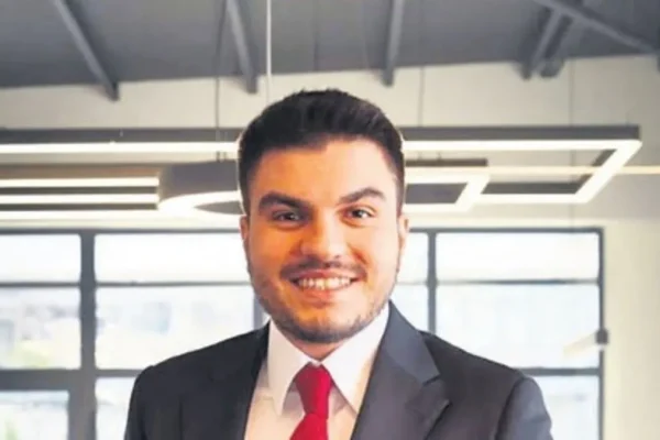 Ali Emre Bilgiç’ten Yatırımcılara Uyarı: “Ticari Gayrimenkulde Teslim Tarihi En Az Lokasyon Kadar Önemli”